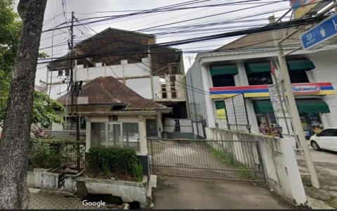 Dijual Cepat Ruang Usaha, Gedung di Jl. Supratman, Bandung Wetan