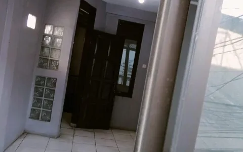 Dijual Cepat Rumah di Jl. Utama Selatan, Cengkareng