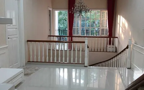 Dijual Cepat Rumah di Taman Grisenda, PIK, Jakarta Utara