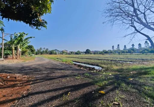 Dijual Cepat Kavling   Gudang di Jl. Raya Kampung Melayu, Tangerang