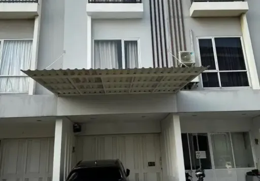 Rumah Dijual Di Cluster Cendrawasih Residence, Cengkareng