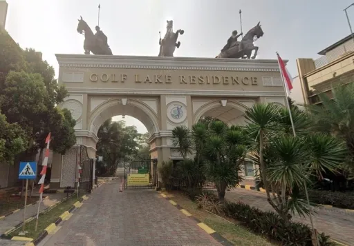 Disewakan Rumah Golf Lake Residance, Cengkareng