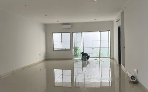 Rumah Dijual Cepat Di Golf Island, Jakarta Utara