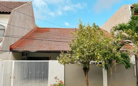 Rumah Dijual Cepat Di Tenggilis Utara, Surabaya