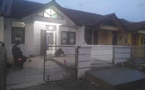 Rumah Dijual Cepat Di Jl. Anggrek Bulan, Tiga Raksa, Tangerang