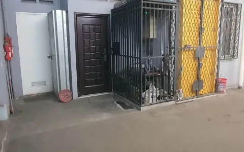 Gudang Dijual Cepat di Jl. Raya Gatot Subroto  Cimone, Karawaci, Tangerang Kota