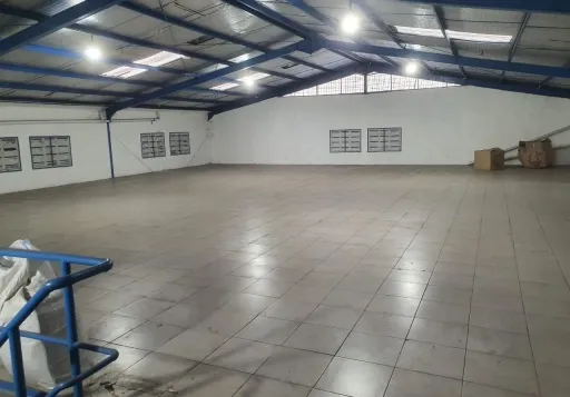 Gudang Dijual Cepat di Jl. Raya Gatot Subroto  Cimone, Karawaci, Tangerang Kota