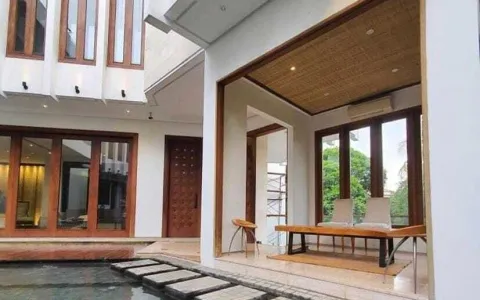 Rumah Dijual Cepat di Tropical Modern House, Lebak Bulus, Jakarta Selatan
