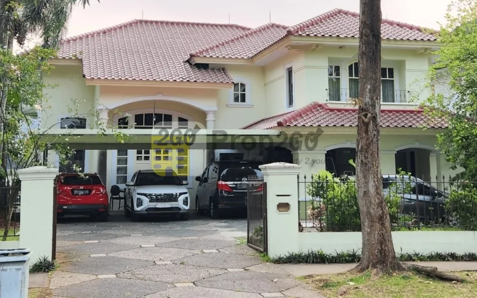 Rumah Klasik modern Dijual Cepat Di Lippo Karawaci, Tangerang