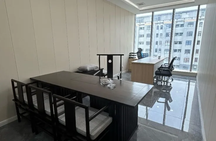 Disewakan Gedung di Lendmark Pluit, Jakarta Utara