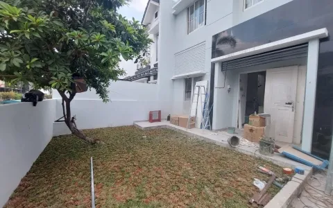 Rumah Dijual Cepat di Boulevard, Serpong BSD