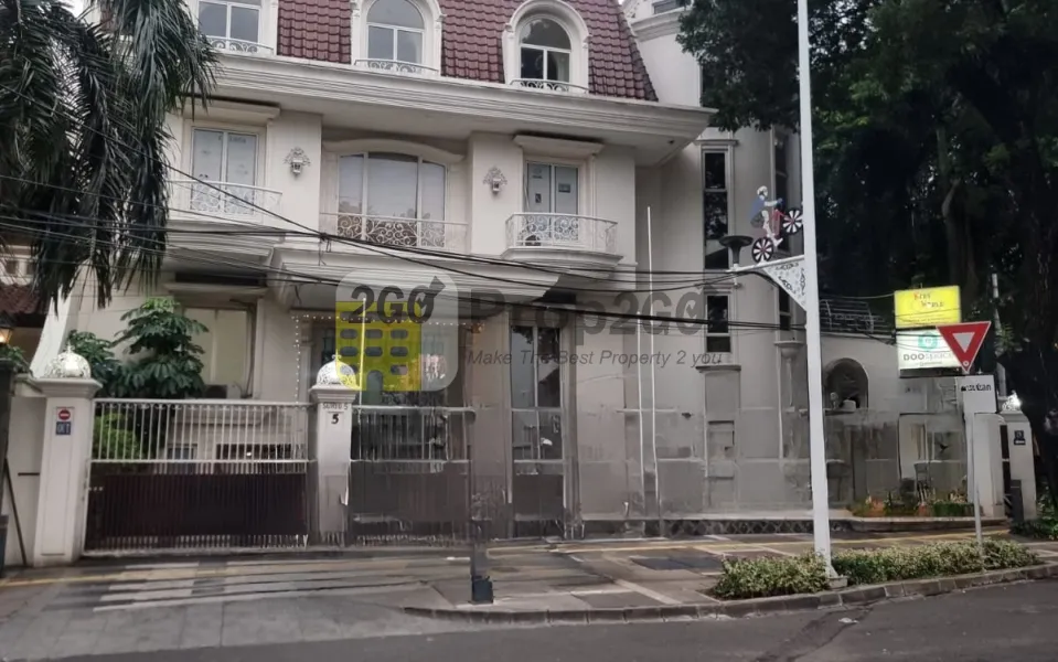 Disewakan Ruang Usaha di Jl. Suryo, Rawa Barat, Kebayoran Baru