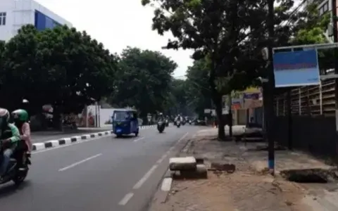 Jual Cepat di Jl. Kebayoran Lama