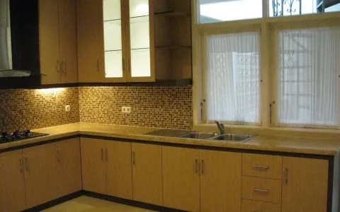 Sewa Rumah Jalan Kenanga Ampera, Cilandak Timur, Jakarta Selatan
