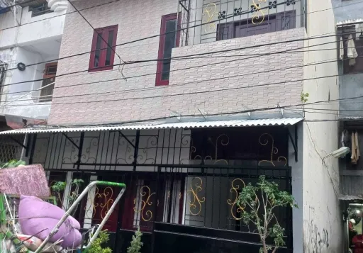 Dijual Murah! Rumah 2 Lantai Siap Huni Lokasi Strategis