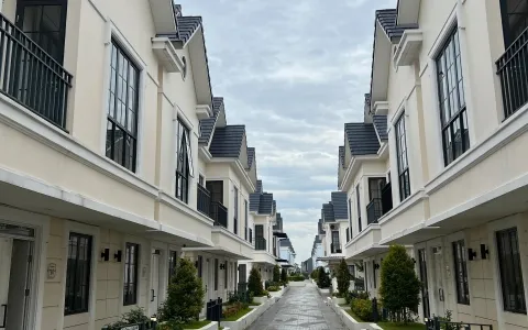 Jual Rumah Lavon 2 Cluster Margonite Double Decker