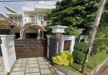 Di jual rumah crendeu atau residence, tangerang selatan