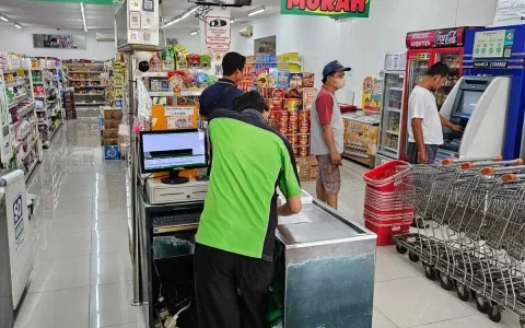 Di jual ruko sekaligus usaha di tipar cakung, Jakarta utara
