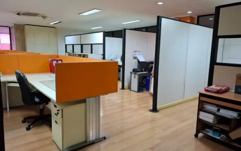 Disewakan Office Space di Gajah Mada