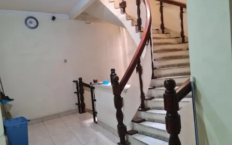 Dijual Rumah di Jl. Laksana