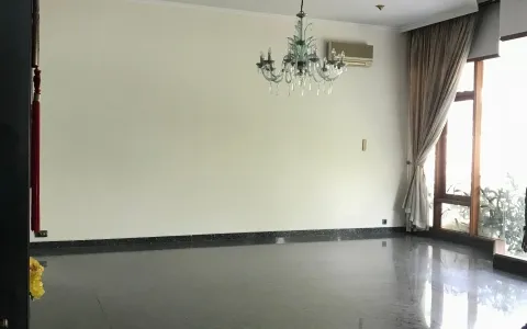 Disewakan Rumah di Taman Kebon Jeruk