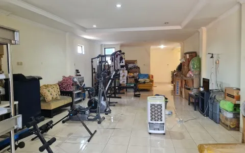 Dijual Rumah di Jl. Laksana