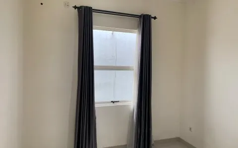 Dijual Rumah Suvarna Sutera, Cikupa, Tangerang