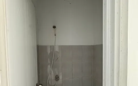 Dijual Rumah di Cendana Garden Serang