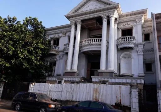 Dijual Rumah di Bukit Gading Mediterania