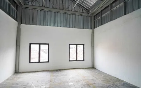 Dijual dan Disewakan Gudang di Jl. Tiang Bendera, Tambora
