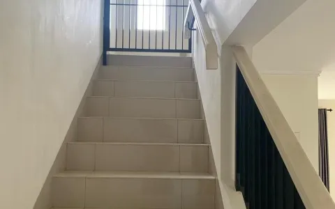 Dijual Rumah Suvarna Sutera, Cikupa, Tangerang