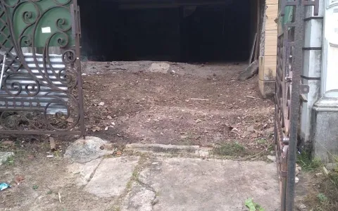 Dijual Rumah di Bukit Gading Mediterania