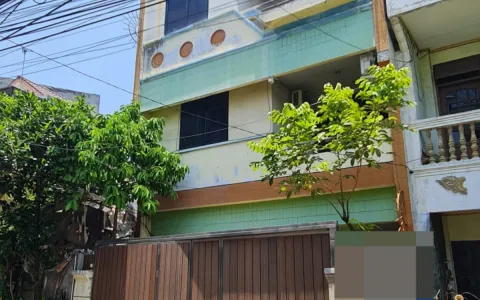 Dijual Rumah di Jl. Laksana