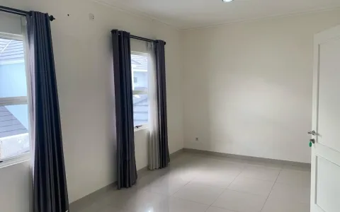 Dijual Rumah Suvarna Sutera, Cikupa, Tangerang