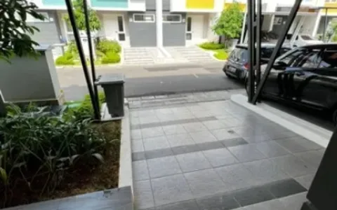 Dijual Rumah Symphonia Cluster Agnesi, Gading Serpong, Tangerang