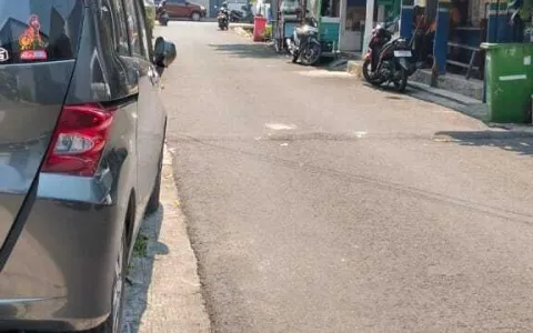 Dijual dan Disewakan Gudang di Jl. Tiang Bendera, Tambora