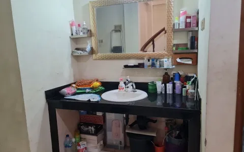 Dijual Rumah di Jl. Laksana