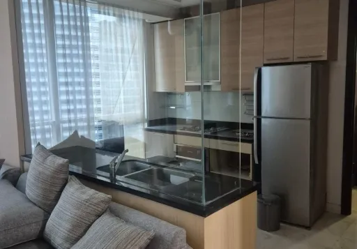 Disewakan Apartemen The Peak at Sudirman