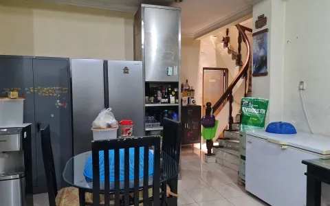 Dijual Rumah di Jl. Laksana