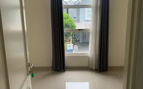 Dijual Rumah Suvarna Sutera, Cikupa, Tangerang