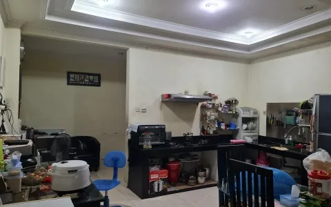 Dijual Rumah di Jl. Laksana
