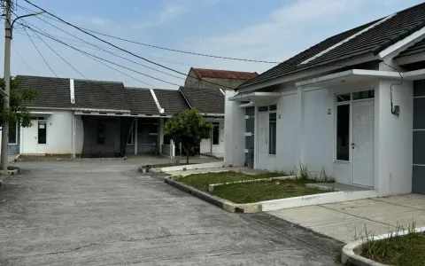 Dijual Rumah di Cendana Garden Serang