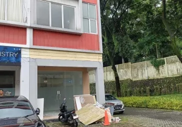 Dijual Ruko Hoek di Golden 8