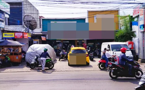 Dijual Ruko include Apotek   Minimarket