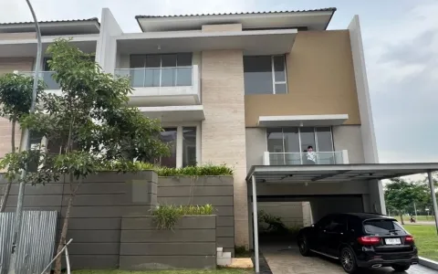 Rumah Dijual Cepat Di Golf Island, PIK