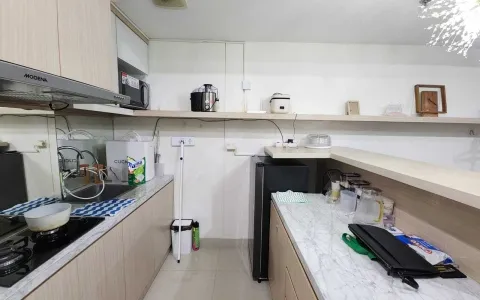 Jual Apartemen Lux di Grand Kamala Lagoon Bekasi