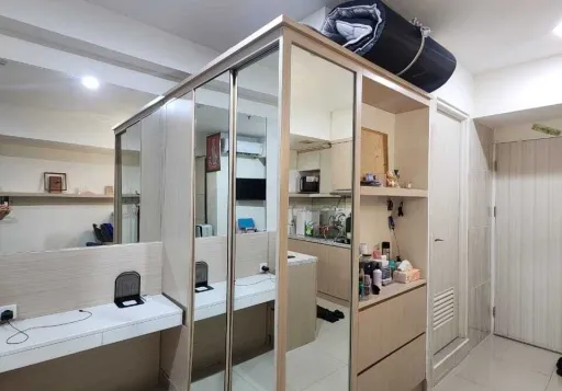 Jual Apartemen Lux di Grand Kamala Lagoon Bekasi