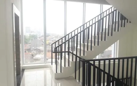 Dijual Gedung Office Graha Pramuka, Jakarta Timur