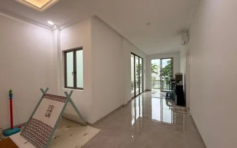Dijual Rumah di Green Lake City Cluster Australia Ebony