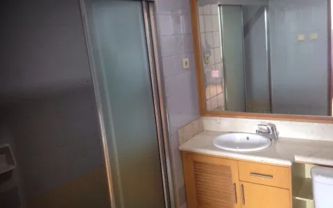 Dijual dan Disewakan Apartemen Red Top Pecenongan Soenan